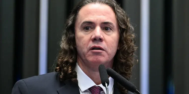 Para Veneziano, Felipe Leitão não rompe com base governista