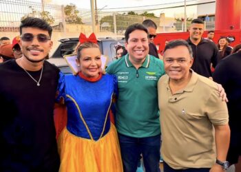 Felipe Leitão divulga nota e nega encontro com Cícero durante evento em Bayeux