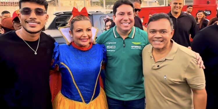 Felipe Leitão divulga nota e nega encontro com Cícero durante evento em Bayeux