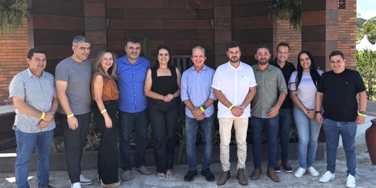 Senado: Nabor anuncia o apoio de 10 prefeitos no Vale do Mamanguape