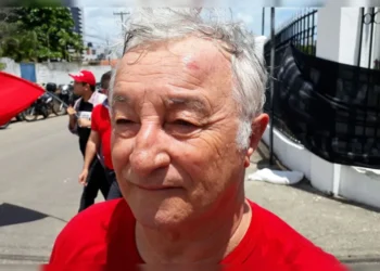 Frei Anastácio critica gestão de Ricardo e dispara: “Nenhum fez pelos trabalhadores o que Azevêdo está fazendo”