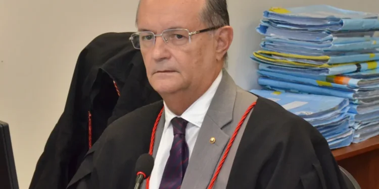 Desembargador pede vista e julgamento sobre cassação do prefeito de Cabedelo é adiado novamente