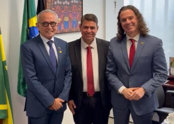 Cícero articula e Veneziano recebe apoio de Dinho Dowsley