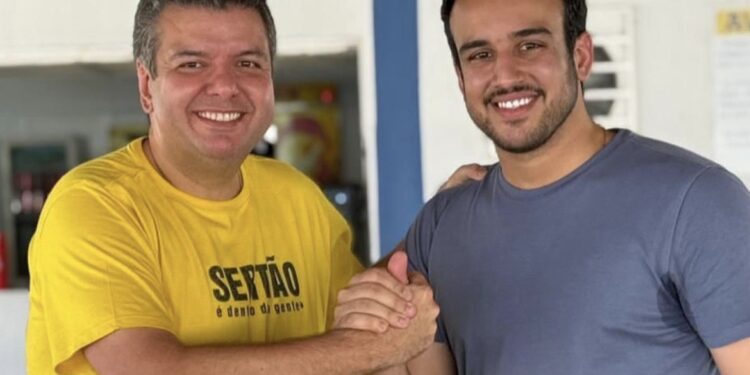 Bastidores: secretária do governo João, Pollyanna vai votar em Diego Tavares, auxiliar de Cícero