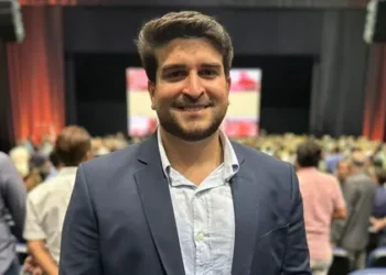 TRE valida apreensões e mantém processo contra prefeito de Riacho dos Cavalos