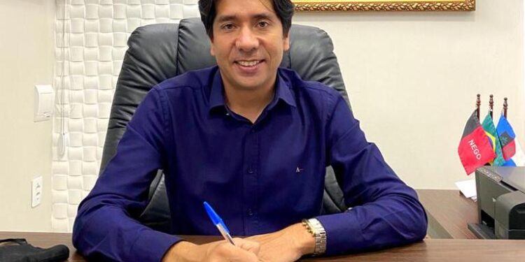 Nelinho Costa esclarece decisão do TCE e destaca que MP já havia arquivado o caso