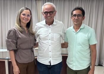 Prefeita de Araçagi, do PSDB, anuncia apoio a Cícero e fecha chapa com Veneziano e Nabor