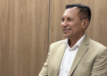 Crise na gestão Alvino: vereador Farias pede exoneração de cargo na Prefeitura de Santa Rita