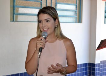 Bastidores: Lorena de Monteiro articula apoio e tira vereador da base de deputado em Campina