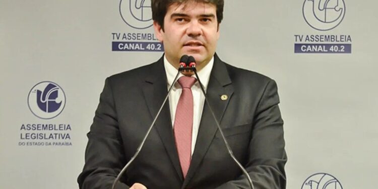 Crise no setor de eventos: Eduardo Carneiro quer revogar lei que permite entrada com alimentos e bebidas