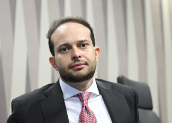 Hugo Motta indica e advogado paraibano é aprovado para diretoria da ANTT