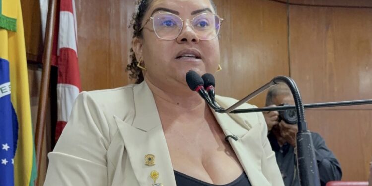 Vereadora Jailma cobra resposta imediata da Secretaria de Educação da Capital após denúncia de violência sexual contra estudante autista