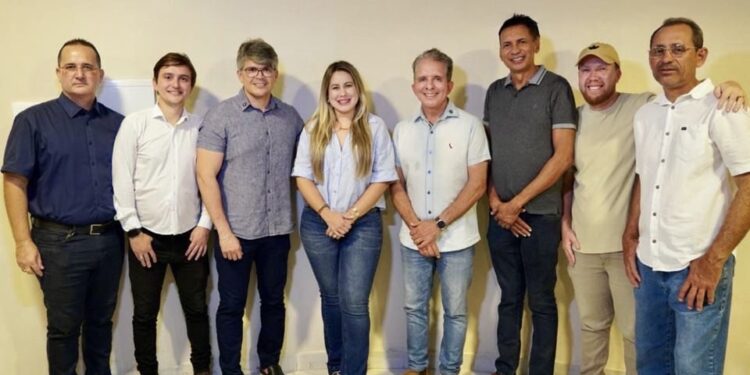 Nabor recebe apoio de nove vereadores em Santa Rita