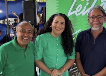 Durante festa de Felipe Leitão, Fofinho e Luciene tentam se reaproximar de Adriano Martins, Joãozinho e Jefferson Oliveira