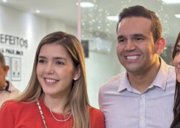 Bastidores: Jhony e Lorena vão oficializar aliança em Campina Grande na próxima sexta