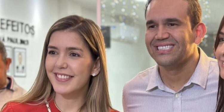Bastidores: Jhony e Lorena vão oficializar aliança em Campina Grande na próxima sexta