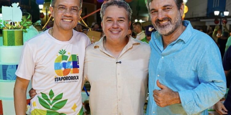 Efraim mostra força na disputa ao governo e encerra 2025 com mais cinco prefeitos “embarcando no foguete”