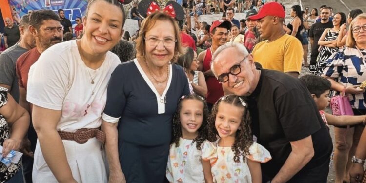 Bastidores: Camila e Léa Toscano marcam coletiva e vão oficializar adesão a Cícero