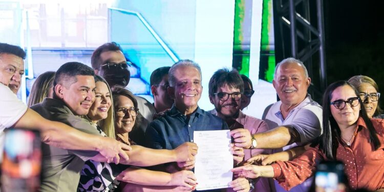 Prefeitura de Patos assina ordem de serviço para construção do primeiro Centro de Referência da Primeira Infância da Paraíba