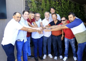 Com ‘digital’ de Felipe Leitão, prefeito do PSDB fecha apoio a Cícero