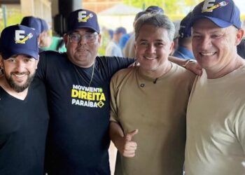 Durante “confra da oposição”, Efraim admite possível acordo com Cícero no 2º turno; prefeito retribui gesto