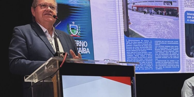 João Azevêdo: “Eleição vai mostrar erro de Cícero”