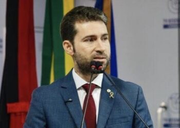 Michel Henrique emite nota e nega informações sobre seu posicionamento político