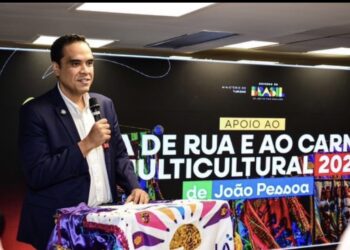Ministro do Turismo anuncia R$ 1,5 milhão para o Carnaval de João Pessoa em 1ª agenda oficial na Paraíba