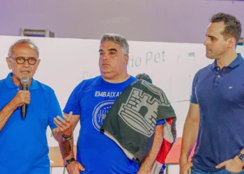 Bastidores: Cícero inicia demissão em massa de aliados de Guga Pet após anúncio de apoio a Lucas e João