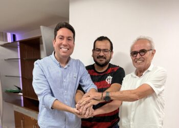 Após articulação de Leitão, presidente da Câmara de Lucena declara apoio a Cícero