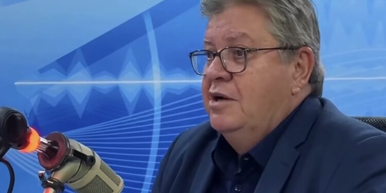 João reage à Hervázio, fala em vitimização e diz que deputado “escolheu seu caminho”