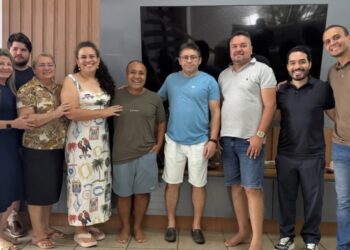 “Blefe político”: família Fofinho ensaia ruptura com Leitão, mas usa pressão para barganhar cargos em Bayeux