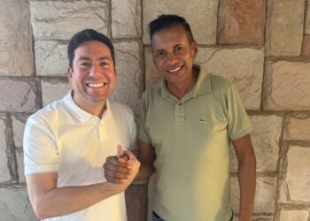 Reviravolta em Santa Rita: Farias recua do apoio a Jane Panta e adere a Felipe Leitão, que chega ao 5º vereador