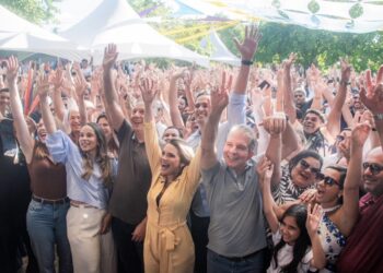Karla Pimentel reúne militância no Conde e confirma apoio a Lucas, João, Nabor, Aguinaldo e Olívia Motta
