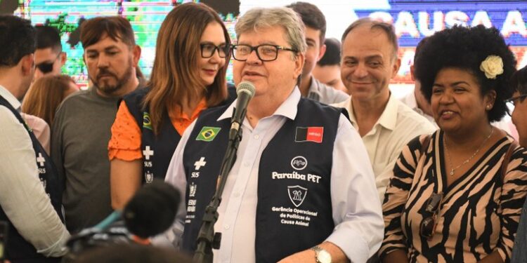 João Azevêdo cria Secretaria da Proteção Animal na Paraíba