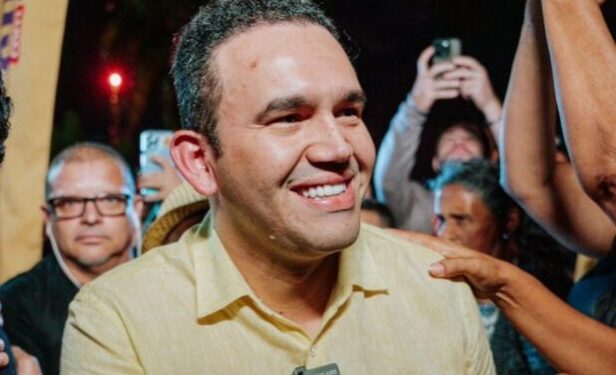 Jhony Bezerra deixa o PSB e entrega comando da PB Saúde ao governador