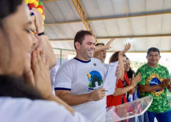 Alírio Filho assina ordem de serviço para 50 moradias e destaca compromisso com Alagoinha