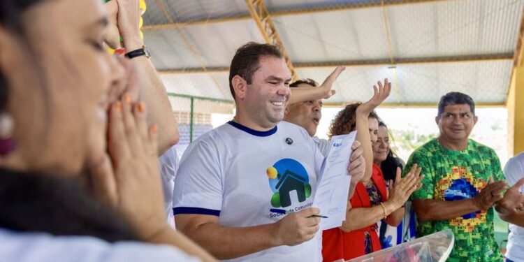 Alírio Filho assina ordem de serviço para 50 moradias e destaca compromisso com Alagoinha