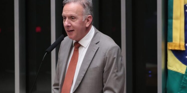 Sob relatoria de Aguinaldo Ribeiro, Câmara aprova projeto do Redata, com incentivo fiscal para investimentos em centros de processamento de dados