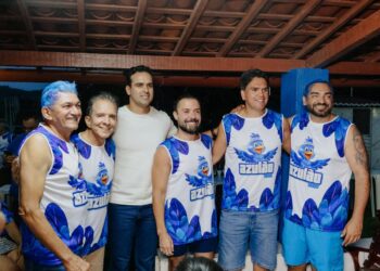 Nabor Wanderley prestigia Carnaval de Ingá ao lado do prefeito Jan de Manoel da Lenha e lideranças do Agreste