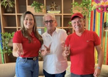Larúcia Sá e prefeito Luiz Claudino anunciam adesão à pré-candidatura de Cícero