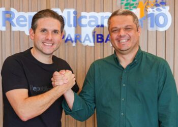 Prefeito interino de Cabedelo anuncia apoio à reeleição de Hugo Motta