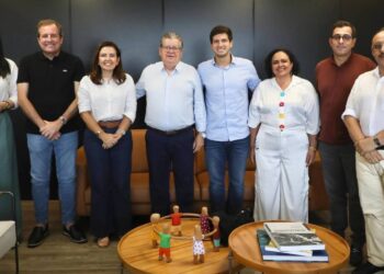 Como antecipado pelo site, João Azevêdo se reúne com João Campos em Recife para discutir nominata do PSB à Câmara