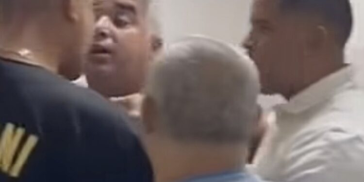 Confusão: Vereador Guga é conduzido à delegacia após tentar entrar no Hospital do Pet