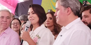 De malas prontas para o PL, Efraim deve oficializar filiação no dia 22, em João Pessoa