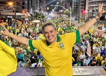 Com presença de Flávio Bolsonaro, Efraim lança pré-candidatura ao Governo no dia 22 na Domus