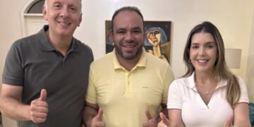 Rompida com Jhony, Lorena fecha dobradinha com Aguinaldo e atrai lideranças de Campina