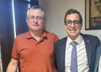 Gervásio anuncia filiação ao PCdoB e leva Dr. Romualdo