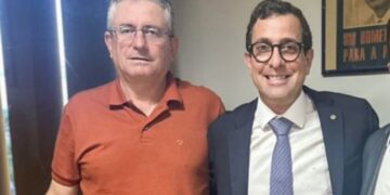 Gervásio anuncia filiação ao PCdoB e leva Dr. Romualdo