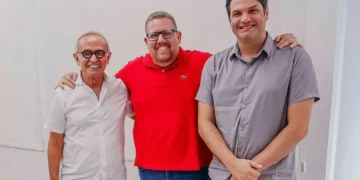 Filiado ao PSB, Júnior Pires diverge do governo e fica com Cícero